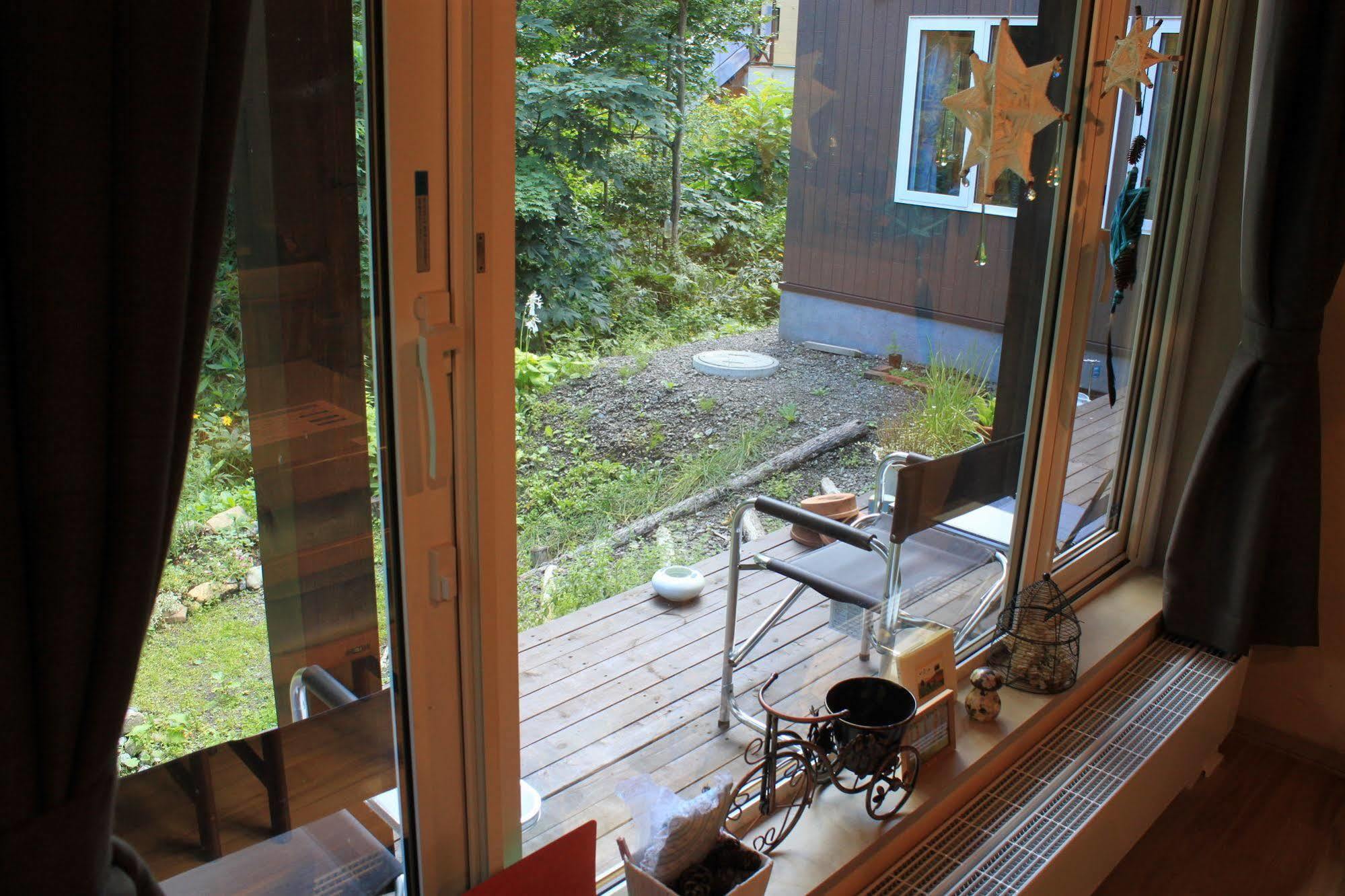 Ituka Furano E Guest House Exterior foto